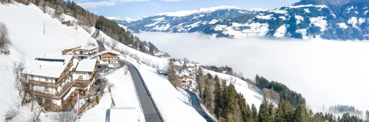 Gasthof Pension Berghof Hippach Exterior photo