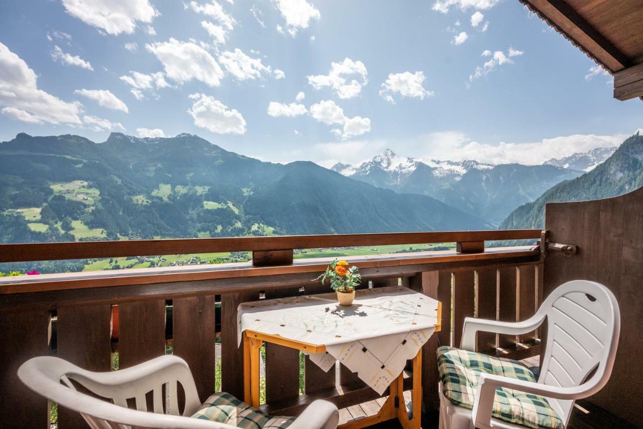 Gasthof Pension Berghof Hippach Exterior photo